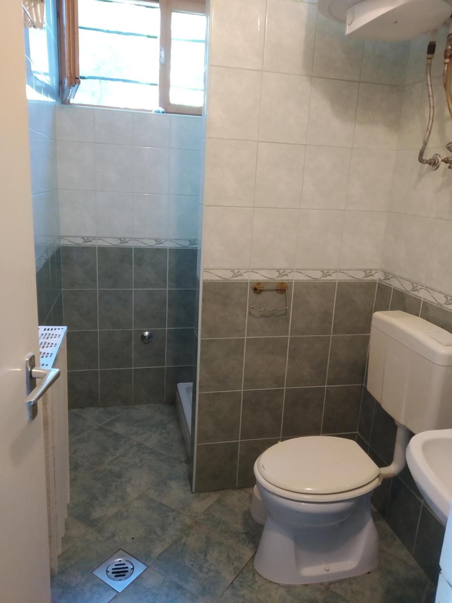 Hutter Vendeghaz Hotell Szántód Exteriör bild