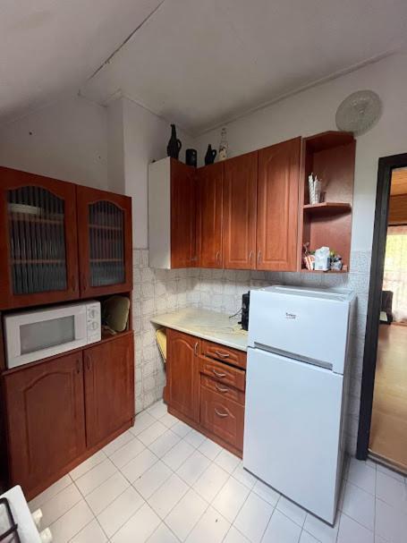 Hutter Vendeghaz Hotell Szántód Exteriör bild